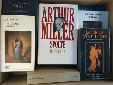 Lotto composto da numerosi volumi di vario genere ed argomento. In quattro...