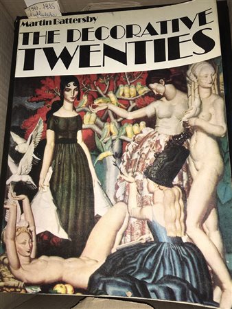 Lotto composto da svariate pubblicazioni sull'Art Nouveau, le arti decorative...