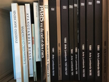 Lotto composto da diversi cataloghi d'arte, collezioni artistiche e diversi...