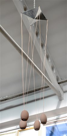 Lampada a sospensione estensibile con elementi pendenti in terracotta (lievi...