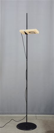 Gismondi Lampada da terra modello "Aton". Produzione Artemide, Milano, 1980....