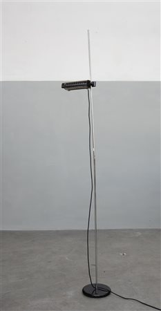 Joe Colombo (Milano 1930 - Milano 1971) Lampada da terra modello "626" con...