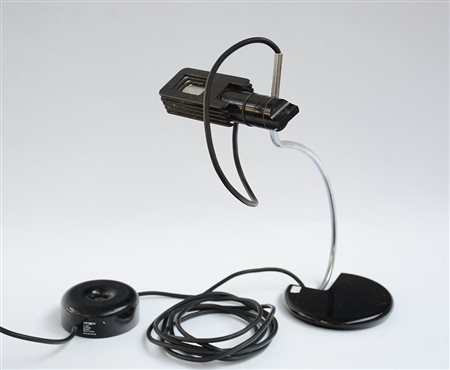 Bruno Gecchelin (1939) Lampada da tavolo modello “Wing”. Produzione O-Luce,...