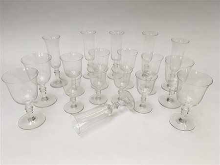 Manifattura di Baccarat, servizio di bicchieri in cristallo composto da...