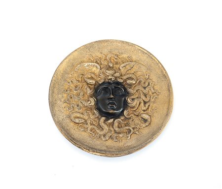 Da Gemito "Testa di Medusa" Tondo in bronzo dorato e brunito (diam. cm 16,50)