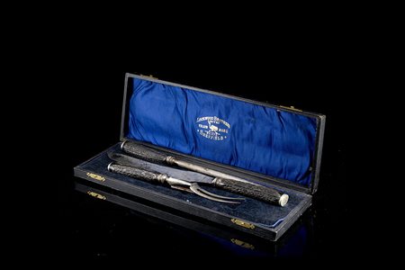 Set di tre posate da portata in custodia (difetti)