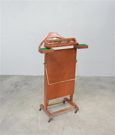 Servomuto da camera da letto in legno con elementi in metallo (lievi difetti)