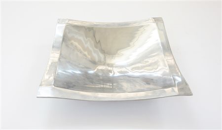 Alzata porta frutta in alluminio pressofuso di forma squadrata (cm 38x7x38)...