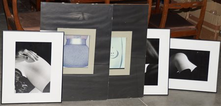 Lotto di cinque fotografie inerenti Krizia, autori e misure diverse