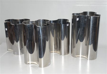 Gruppo di quattro lampade a sospensione in acciao inox stampato. Produzione...