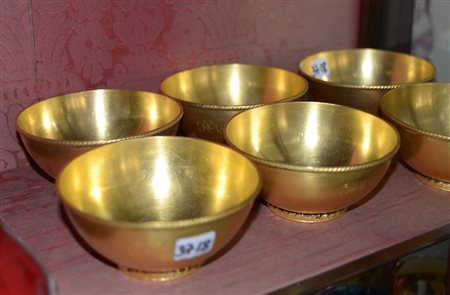 Lotto composto da sei lavadita in metallo dorato marcati Mappin & Webb (difetti)