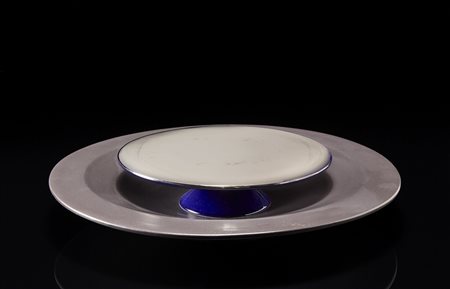 Lotto composto da un’alzata modello "Gluck" di Linde Burkhardt in ceramica...