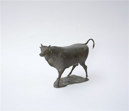 Ignoto "Toro" scultura in bronzo (cm 22x37)