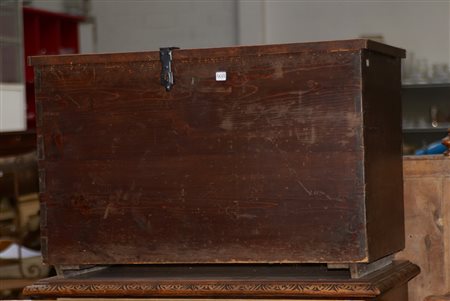 Legnaia in legno dolce con piano apribile (cm 83x54x46) (difetti)