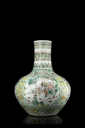 Vaso a bottiglia in porcellana Famiglia Verde decorato con figure e...