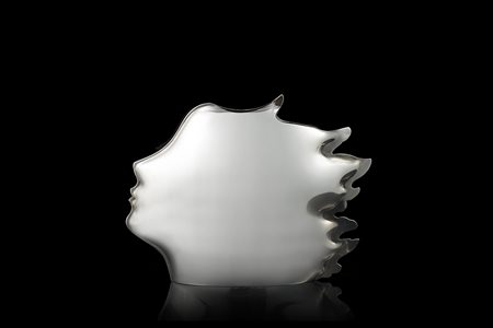 Vaso in argento (925/1000) 'Phoemina' raffigurante profilo femminile, con...