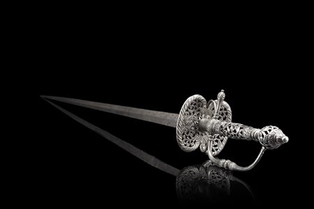 Spada da lato. Brescia, fine sec. XVII-inizi sec. XVIII.Pomolo e manico in...