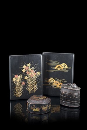 Manifatture orientali. Gruppo di tre scatole in lacca ed una in legno...