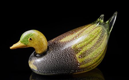 Manifattura di Murano. Scultura in vetro policromo sommerso con inclusione di...