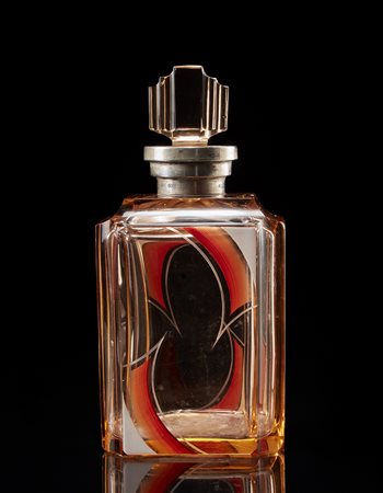 Bottiglia di gusto Déco in vetro rosa decorato a motivi curvilinei e ghiera...