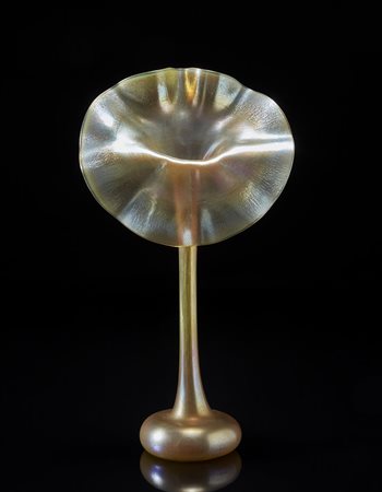 Louis Comfort Tiffany (New York 1848 - New York 1933)Vaso modello...