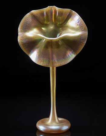 Louis Comfort Tiffany (New York 1848 - New York 1933)Vaso modello...