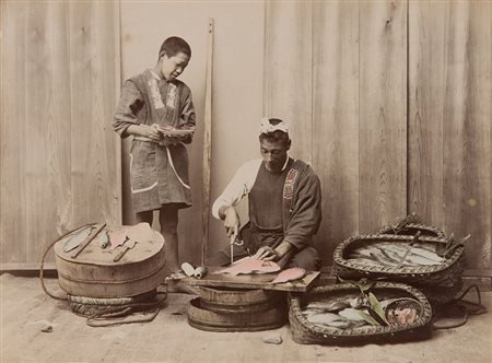 ANONIMO (-) Pulitore di pescifine '800stampa all'albumina acquarellata a...