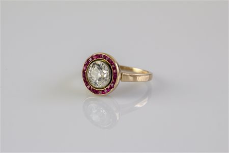 Anello in oro rosa 18kt, gr 3,63. Diamante taglio antico cts 1.25, contornato...