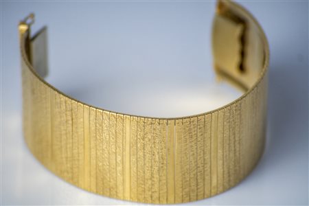 Bracciale in oro, gr 56. . . . [Nessun Autore] 18kt gold bracelet, gr 56. . .
