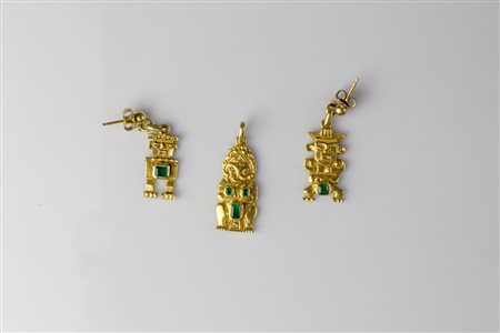 Parure in oro giallo 18kt, gr 18.10. Smeraldi colombiani cts 0.65 circa. . ....
