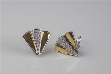 Orecchini in oro giallo e bianco 18kt a ventaglio, gr 13.10. Diamanti cts...