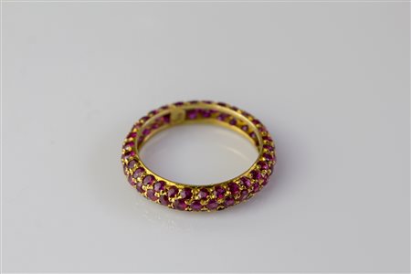 Anello in oro rosa 18kt, gr 2,39. Rubini cts 4,20. . . . [Nessun Autore] 18kt...