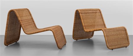 TITO AGNOLI Due poltrone per PIERANTONIO BONACINA, 1962. Tondino di ferro,...