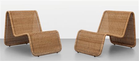 TITO AGNOLI Due poltrone per PIERANTONIO BONACINA, 1962. Tondino di ferro,...