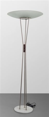 GAETANO SCOLARI Una lampada da terra "4013" per STILNOVO, 1957. Marmo, ottone...
