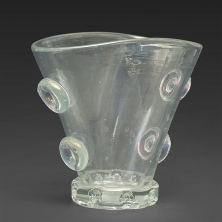 ERCOLE BAROVIER, FERRO TOSO BAROVIERUn vaso in cristallo iridato con anelli...