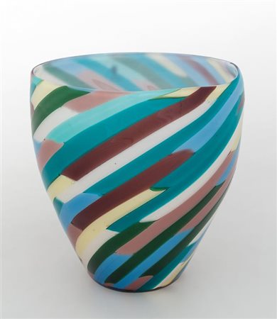 LAURA DIAZ DE SANTILLANA, VENINIUn vaso "Klee", 1981. Marca incisa "venini...