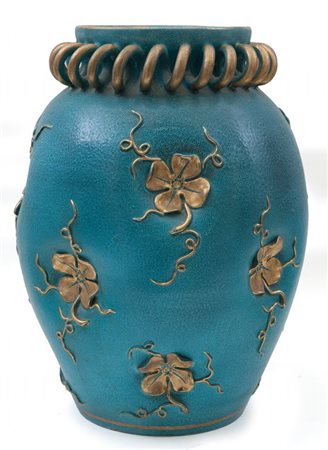 DERUTA Un grande vasao in ceramica, circa 1930. Marcato "Deruta Italy"....