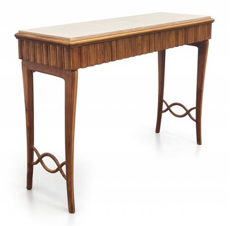 UNA CONSOLE, anni "50. Legno di ciliegio, marmo. Cm 80 (h) x 113 x 38.