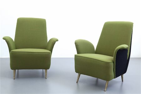 DUE POLTRONE, anni '50. Struttura in legno, gambe di ottone, imbottiture...