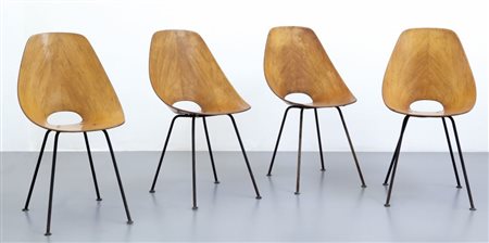 VITTORIO NOBILI Quattro sedie "Medea" per FRATELLI TAGLIABUE, 1955. Tondino...