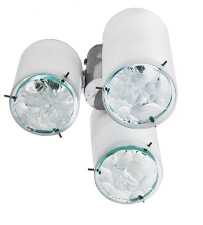 UNA LAMPADA A PLAFONE, anni "60. Vetro opalino satinato, cristalli...