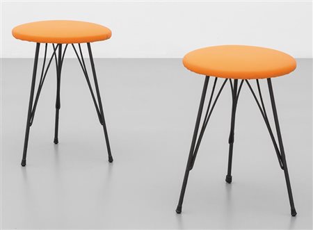 DUE SGABELLI, anni '60.Ferro verniciato, seduta imbottita rivestita in...