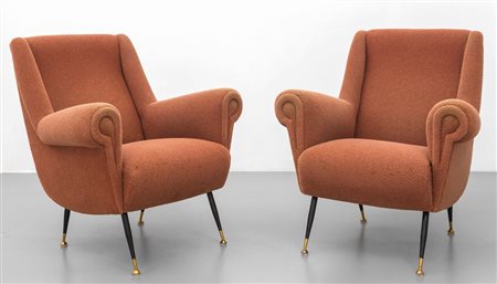 DUE POLTRONE, anni '60 gambe di ferro verniciato con puntali di ottone,...