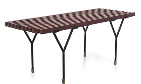 UNA PANCA, anni '60. Ferro verniciato, legno di teak tinto all'anilina. Cm 40...