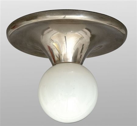 ACHILLE E PIER GIACOMO CASTIGLIONI Una lampada a parete, a plafone o da...