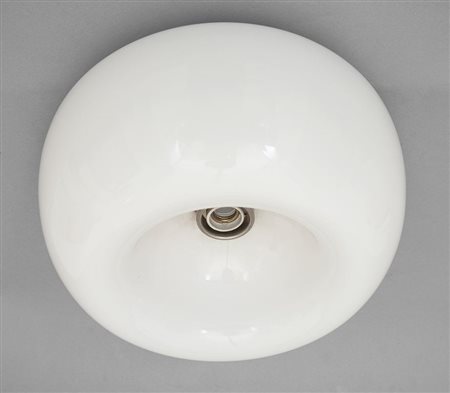 ACHILLE e PIER GIACOMO CASTIGLIONIUna lampada a parete o a plafone "Velella"...