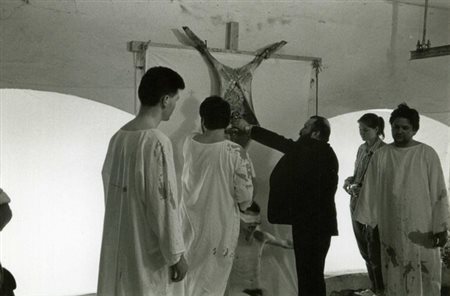 Hermann Nitsch, Aktion, 1987 Lotto composto da 5 fotografie in bianco e nero,...