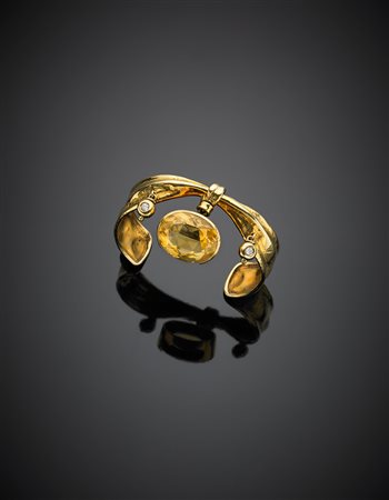 MISANIBracciale rigido alla schiava in oro giallo con charms in quarzo...