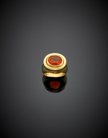 Anello in oro giallo con opale di fuoco ovale, g 11,20 misura 12/52.Yellow...